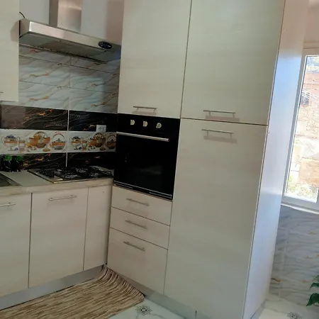 Casa Dei Fiori Apartment Biassa