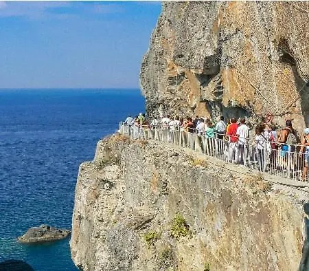 Casa Dei Fiori Διαμέρισμα Biassa