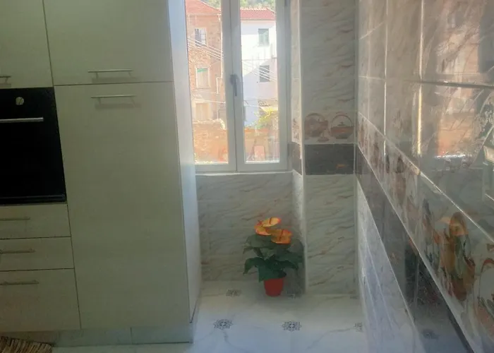 Apartment Casa Dei Fiori Biassa